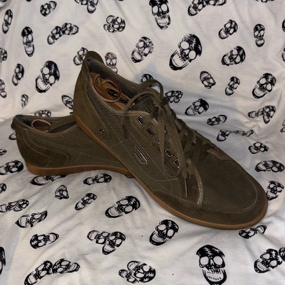 Diesel Men's "Eastcop" Pits Olive Green Size 9.5